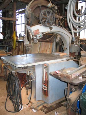 Band saw